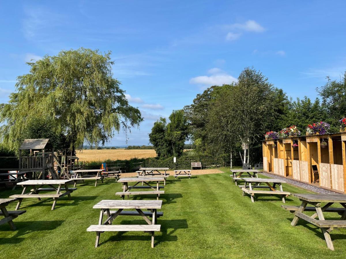 The White Hart Hotel Newenden ภายนอก รูปภาพ