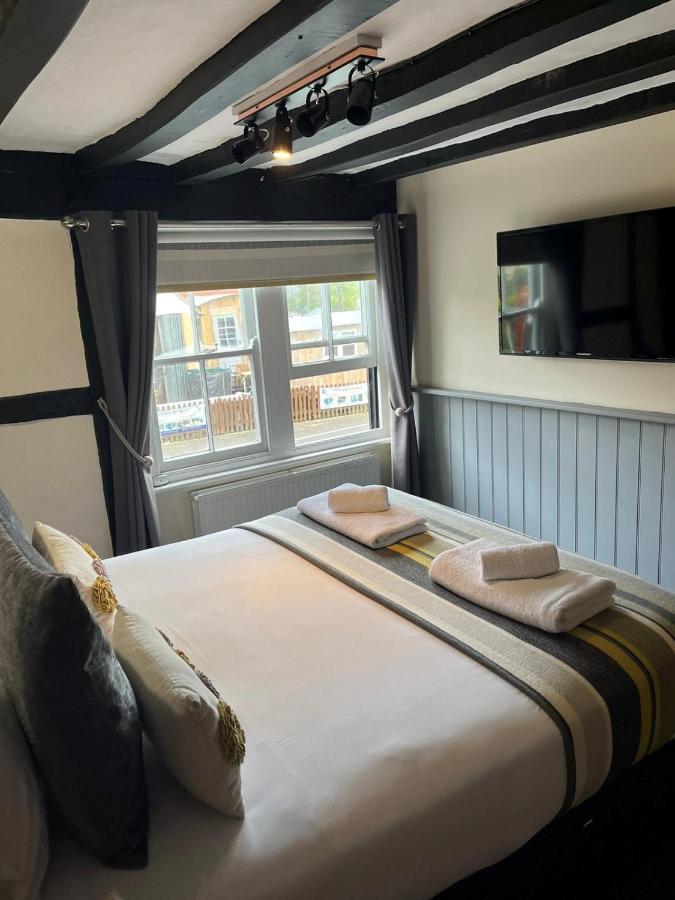 The White Hart Hotel Newenden ภายนอก รูปภาพ