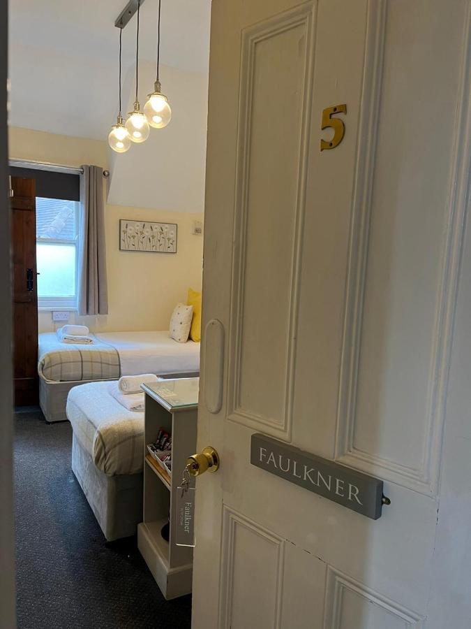 The White Hart Hotel Newenden ภายนอก รูปภาพ